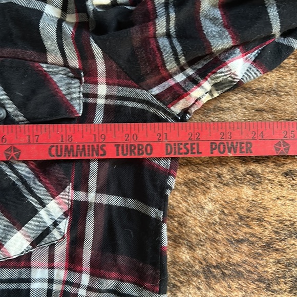 Sanctuary button up - Picture 3 of 3